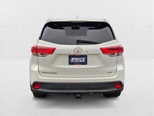 used 2018 Toyota Highlander car, priced at $21,491