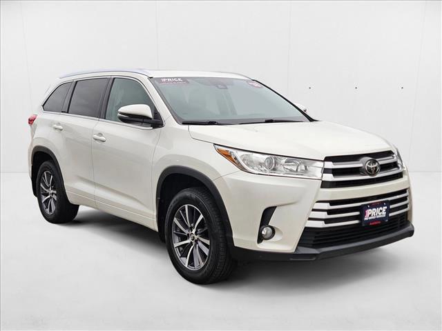 used 2018 Toyota Highlander car, priced at $21,491