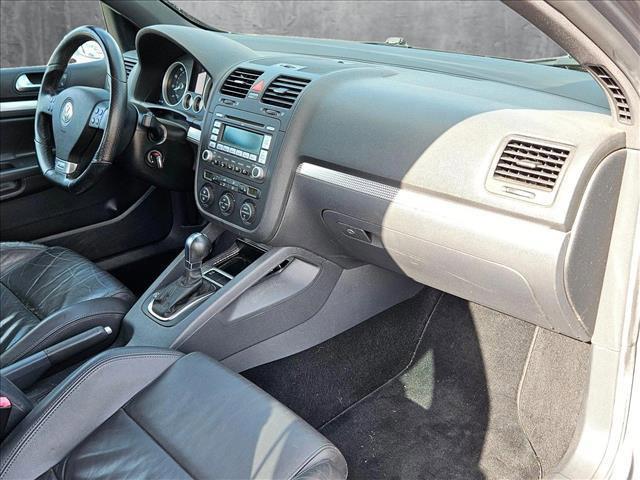 used 2008 Volkswagen R32 car, priced at $11,999