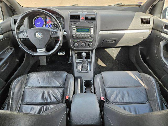 used 2008 Volkswagen R32 car, priced at $11,999