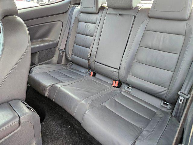 used 2008 Volkswagen R32 car, priced at $11,999