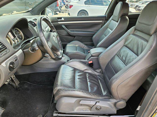 used 2008 Volkswagen R32 car, priced at $11,999