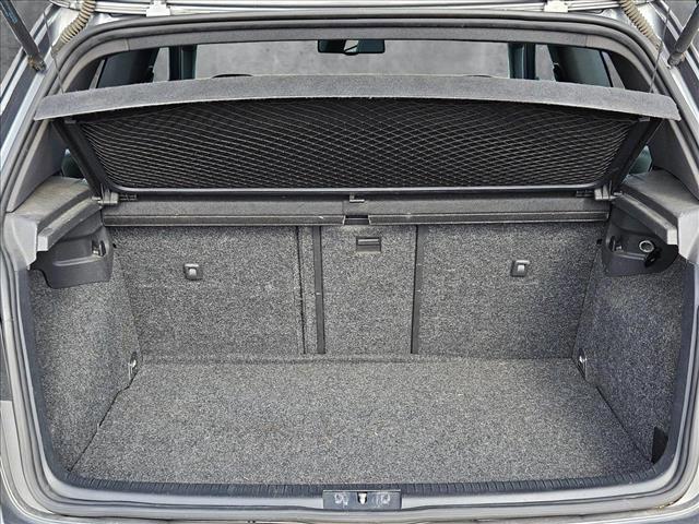 used 2008 Volkswagen R32 car, priced at $11,999