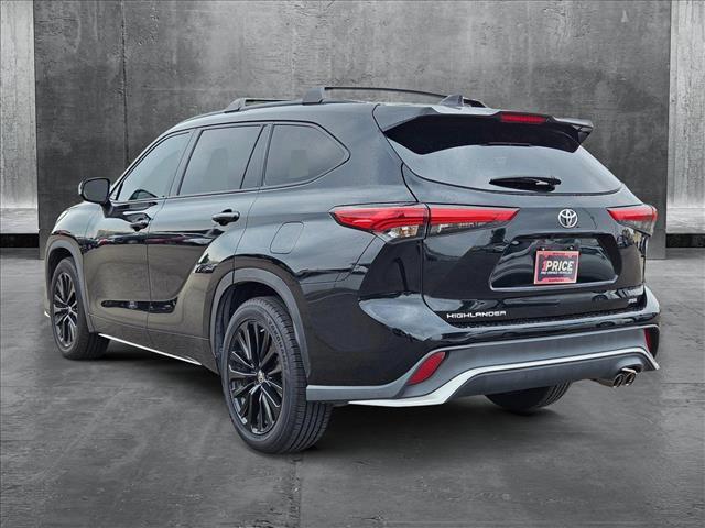 used 2023 Toyota Highlander car, priced at $41,991