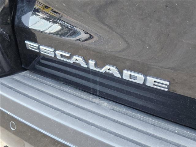 used 2018 Cadillac Escalade car, priced at $27,690