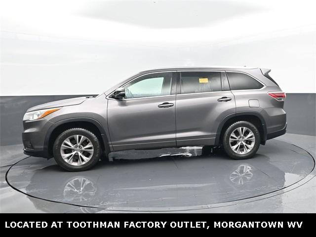 used 2015 Toyota Highlander car, priced at $12,909