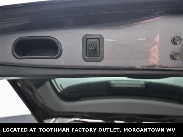 used 2015 Toyota Highlander car, priced at $12,909