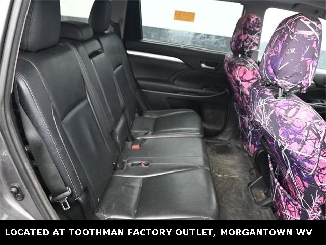 used 2015 Toyota Highlander car, priced at $12,909