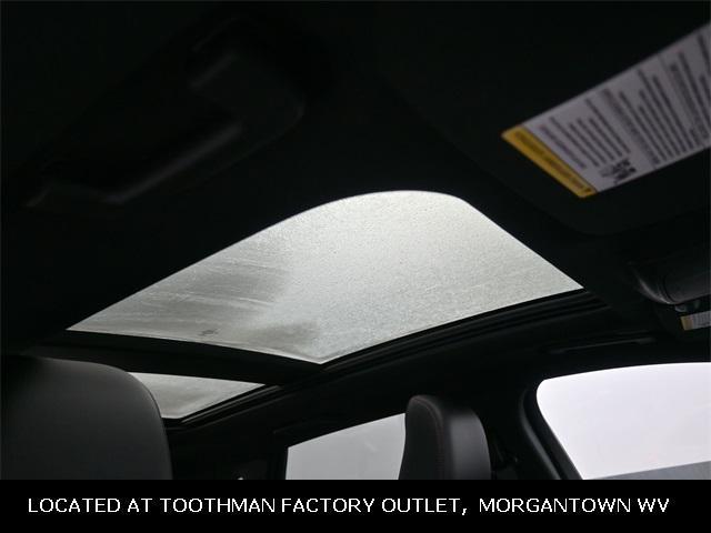 used 2022 Ford Edge car, priced at $26,596