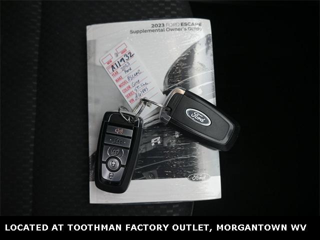used 2023 Ford Escape car, priced at $21,936
