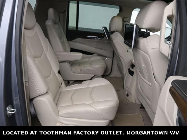 used 2020 Cadillac Escalade ESV car, priced at $34,664