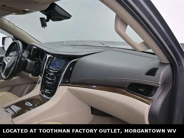 used 2020 Cadillac Escalade ESV car, priced at $34,664