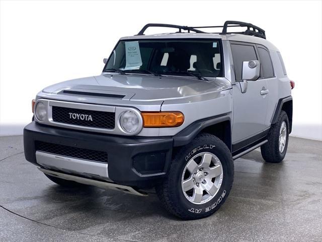 used 2007 Toyota FJ Cruiser car, priced at $9,599