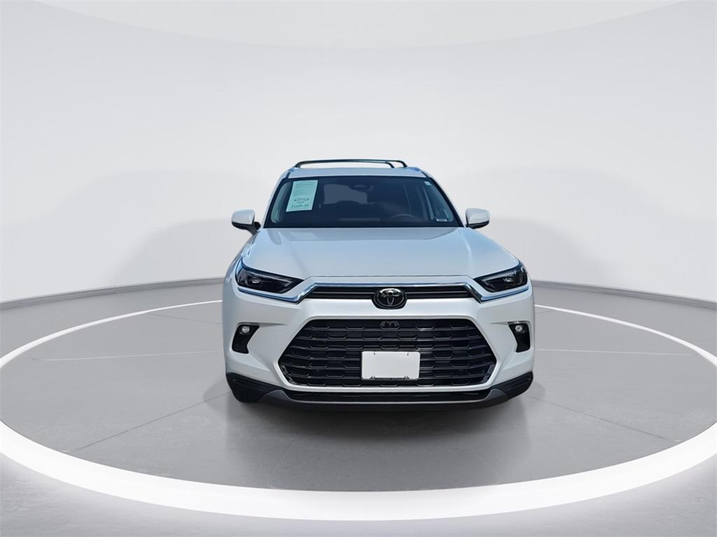 used 2025 Toyota Grand Highlander car, priced at $55,500