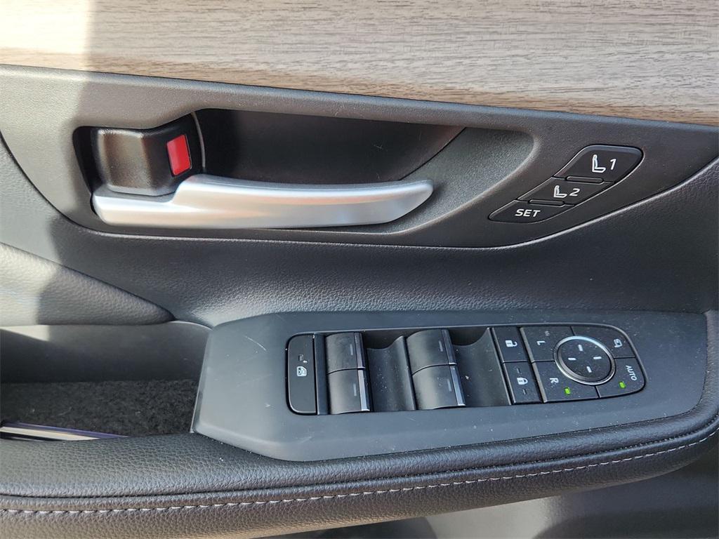 used 2025 Toyota Grand Highlander car, priced at $55,500