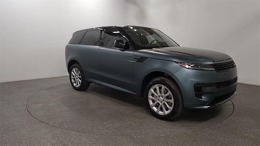 new 2025 Land Rover Range Rover Sport car, priced at $115,531