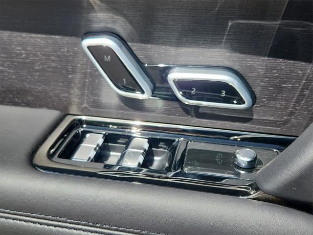 new 2025 Land Rover Range Rover Sport car, priced at $131,422