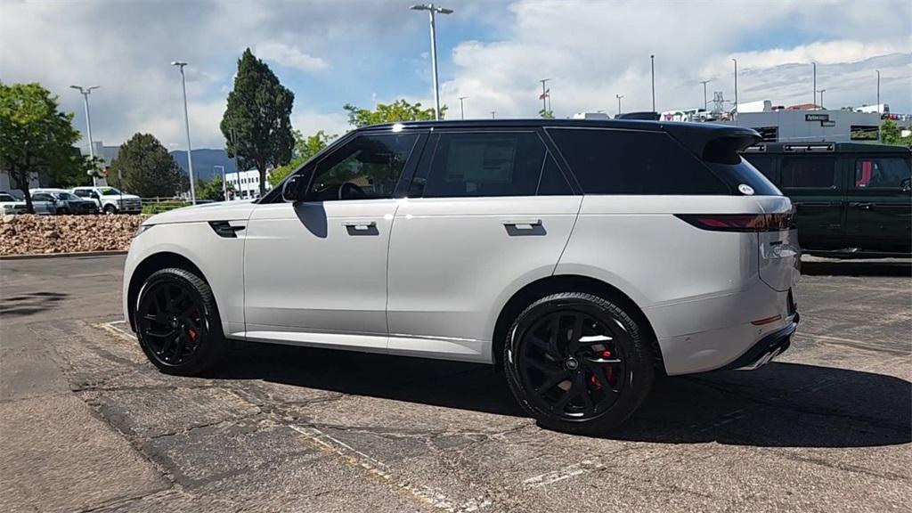 new 2025 Land Rover Range Rover Sport car, priced at $132,111