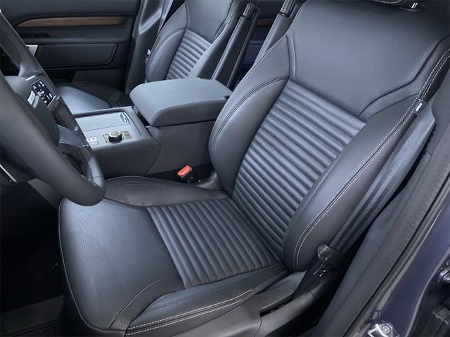 used 2025 Land Rover Discovery car, priced at $58,000