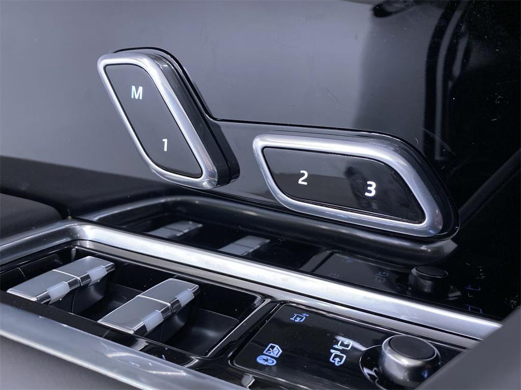 new 2025 Land Rover Range Rover car, priced at $162,242