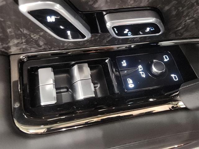 new 2025 Land Rover Range Rover Sport car, priced at $132,613