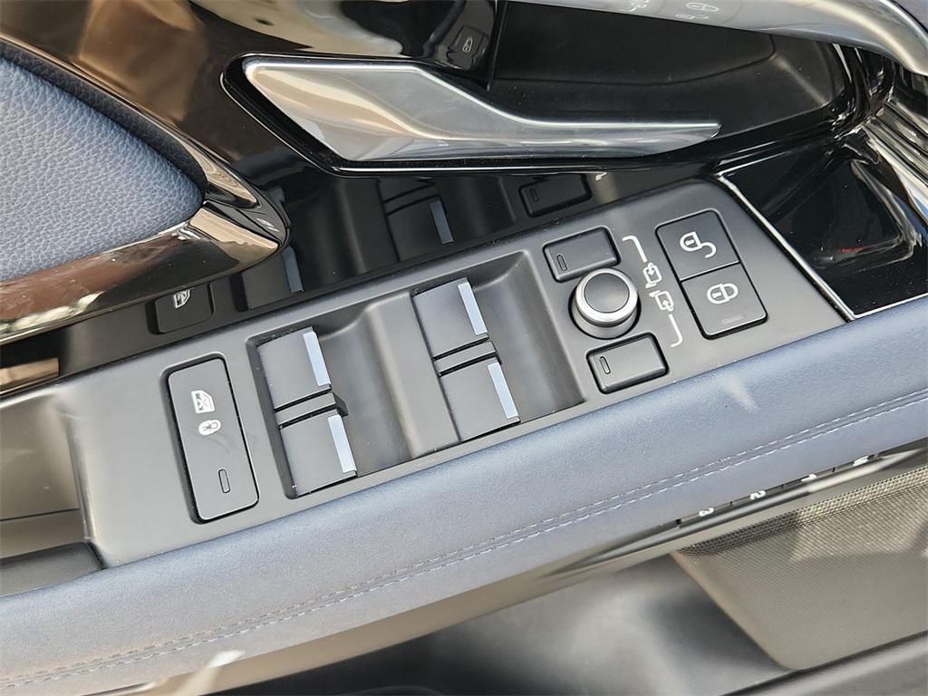 used 2020 Land Rover Range Rover Evoque car, priced at $24,000