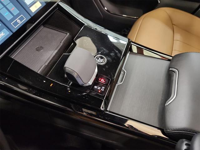 new 2025 Land Rover Range Rover Sport car, priced at $109,137