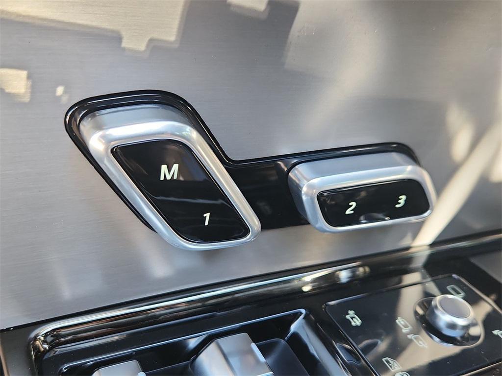new 2025 Land Rover Range Rover Sport car, priced at $98,121