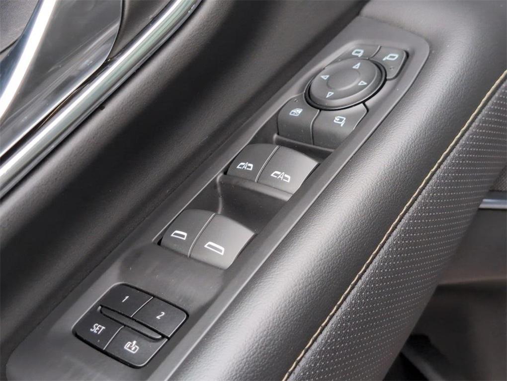 used 2023 GMC Yukon car, priced at $52,000