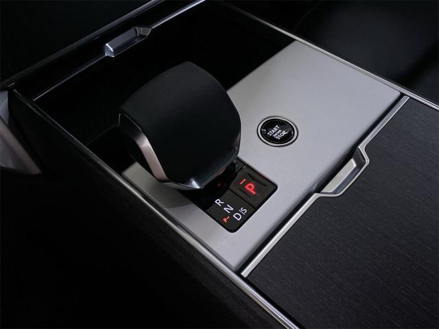 new 2025 Land Rover Range Rover car, priced at $141,658