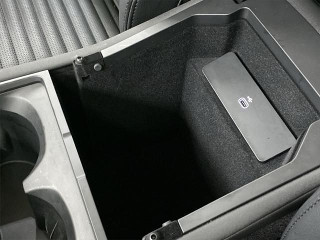 new 2025 Land Rover Defender car, priced at $78,784