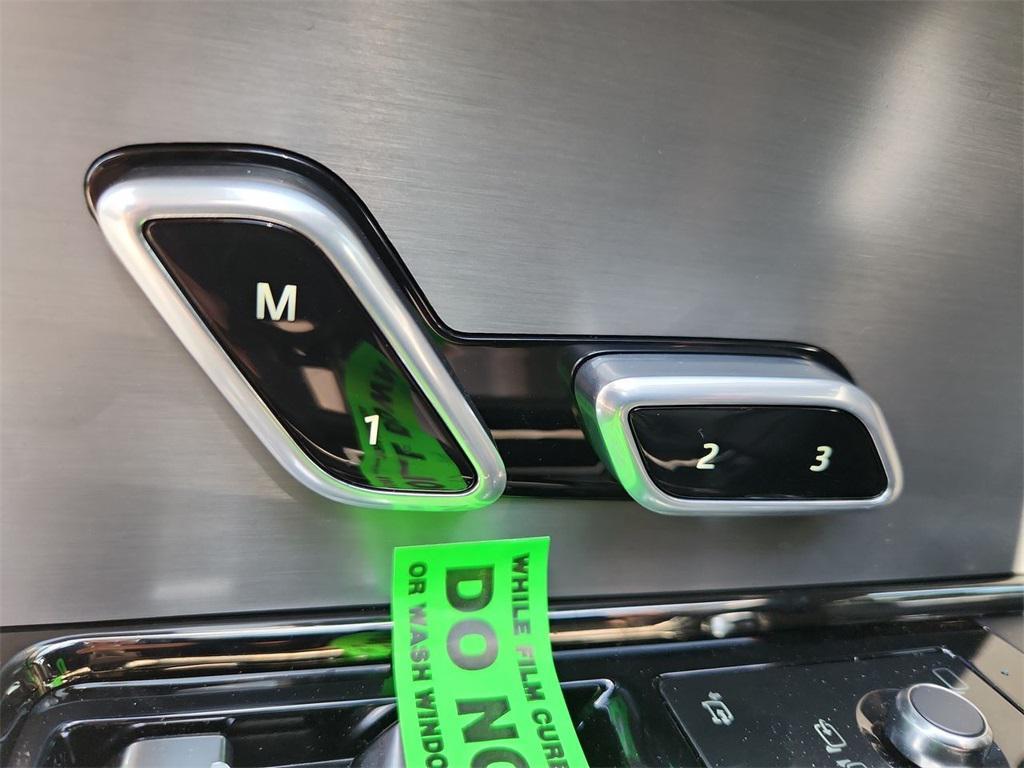 new 2025 Land Rover Range Rover Sport car, priced at $94,066