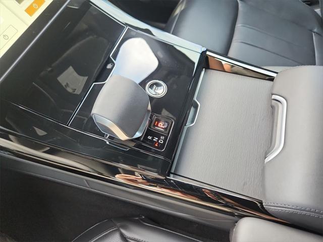 new 2025 Land Rover Range Rover Sport car, priced at $95,339
