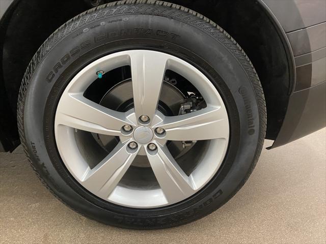 used 2020 Land Rover Range Rover Velar car, priced at $22,454