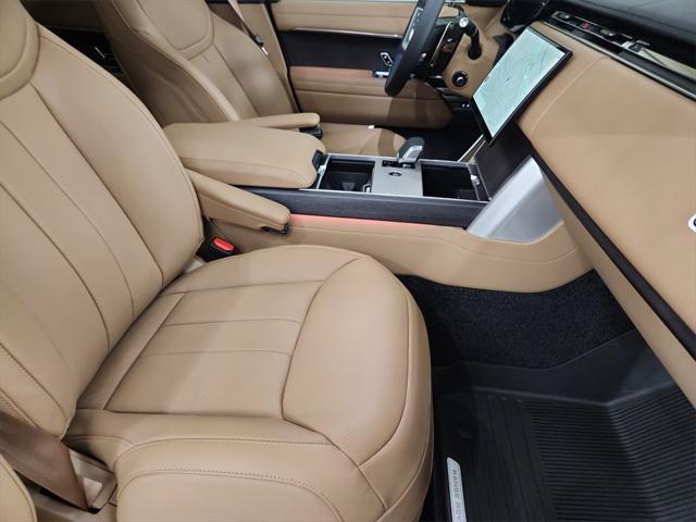 new 2025 Land Rover Range Rover car, priced at $129,508