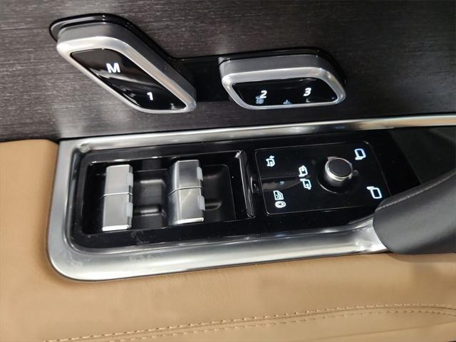 new 2025 Land Rover Range Rover car, priced at $129,508