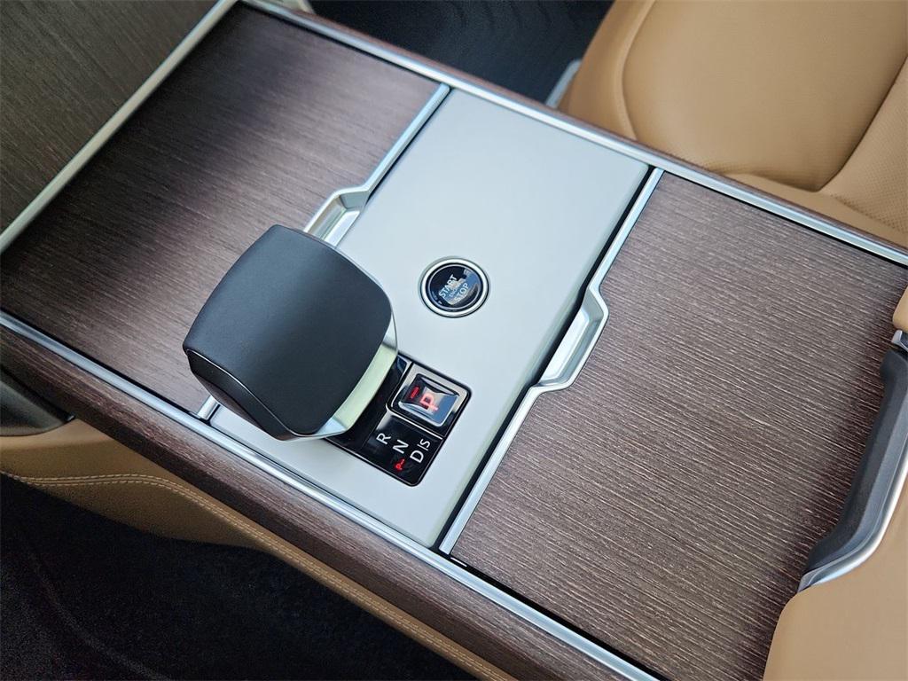 new 2025 Land Rover Range Rover car, priced at $138,562