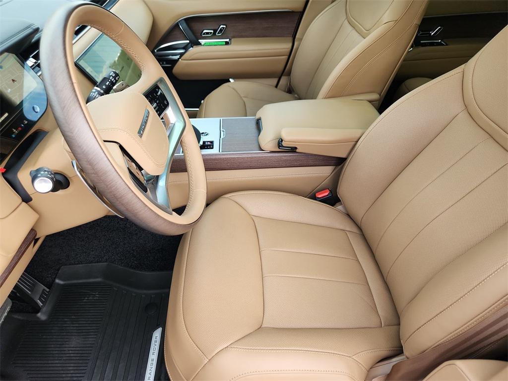 new 2025 Land Rover Range Rover car, priced at $138,562