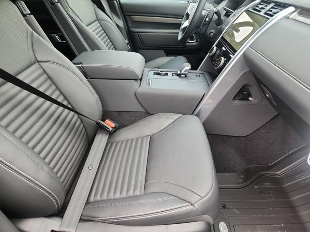 new 2025 Land Rover Discovery car, priced at $88,694