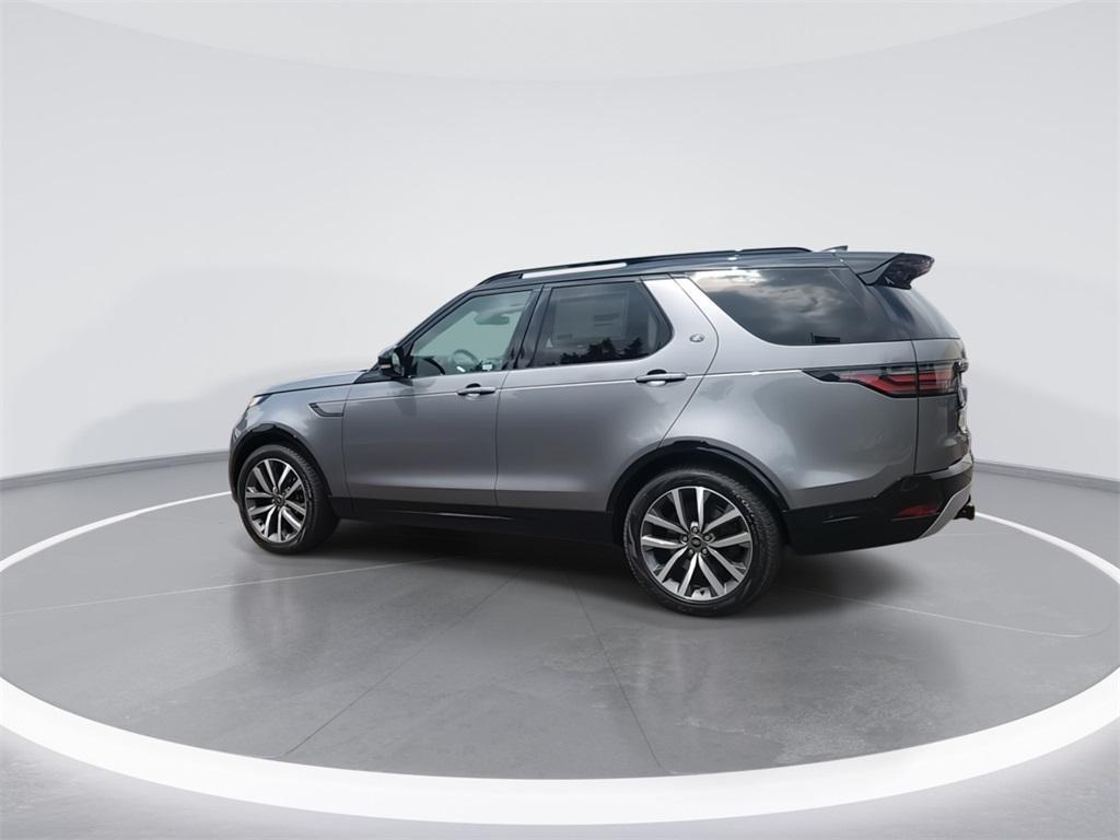 new 2025 Land Rover Discovery car, priced at $88,694