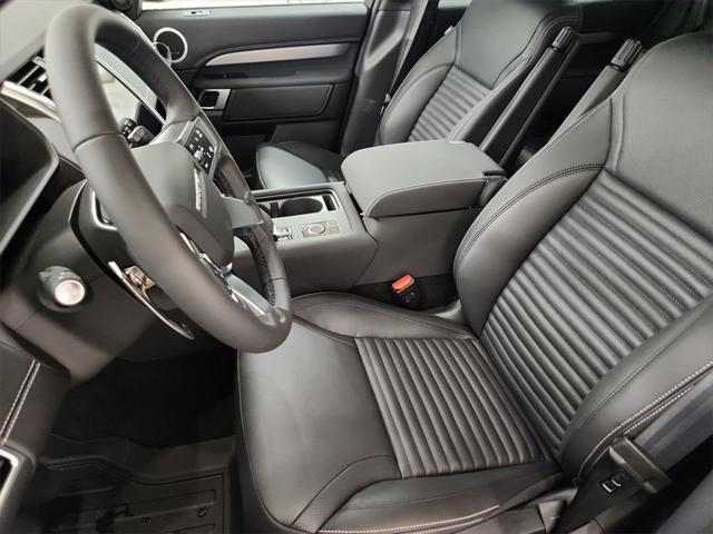new 2025 Land Rover Discovery car, priced at $74,491