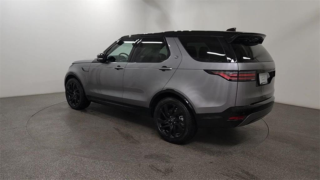 new 2025 Land Rover Discovery car, priced at $74,519