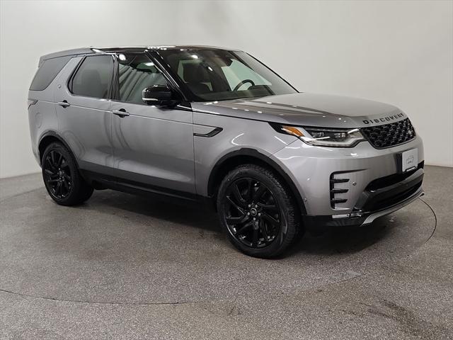 new 2025 Land Rover Discovery car, priced at $74,491