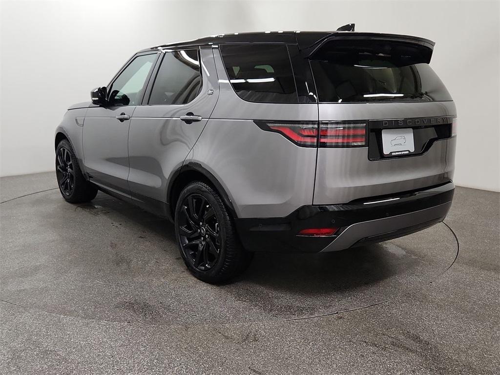 new 2025 Land Rover Discovery car, priced at $74,519