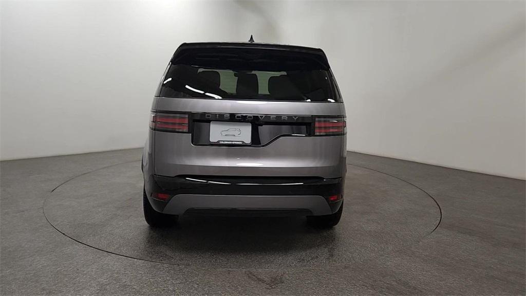 new 2025 Land Rover Discovery car, priced at $74,519