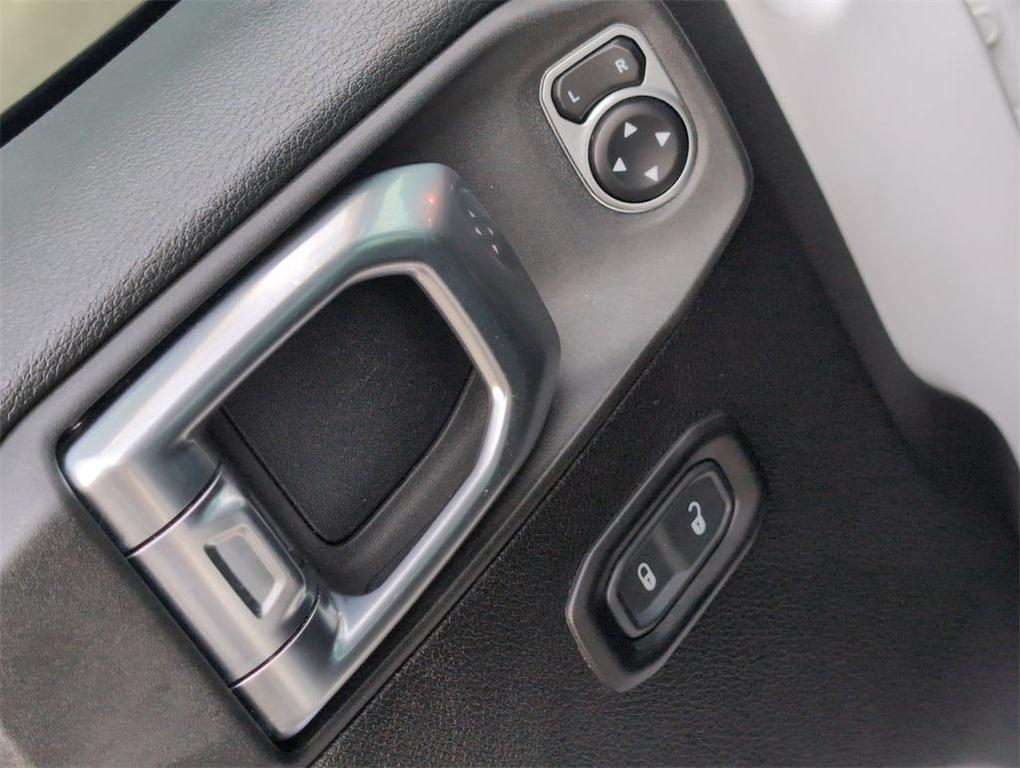 used 2020 Jeep Wrangler Unlimited car, priced at $35,689