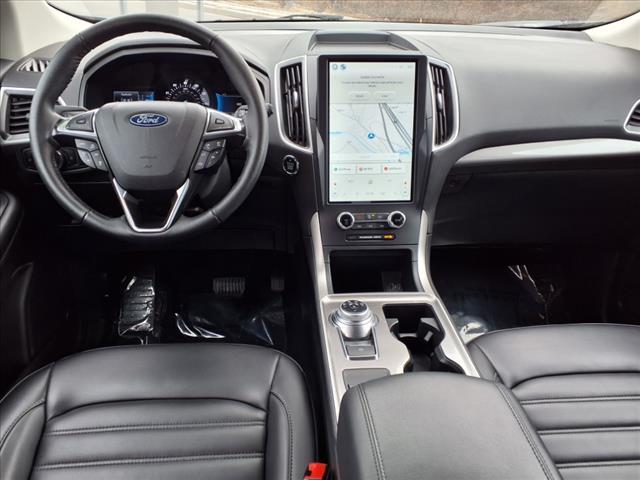 used 2024 Ford Edge car, priced at $27,589