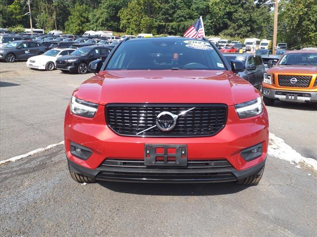 used 2021 Volvo XC40 car, priced at $28,222