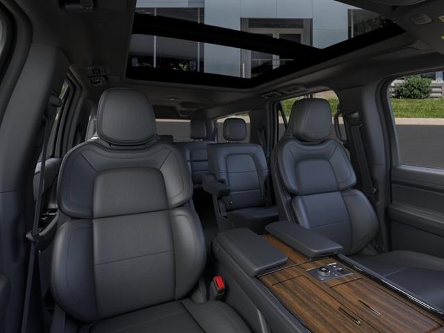 new 2024 Lincoln Navigator L car, priced at $105,541