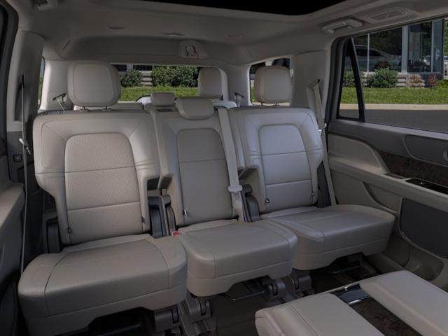 new 2024 Lincoln Navigator car, priced at $85,365